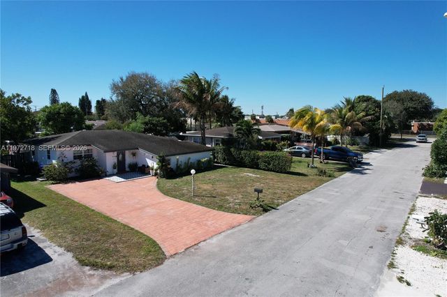 6532 Mayo St, Hollywood, FL 33023