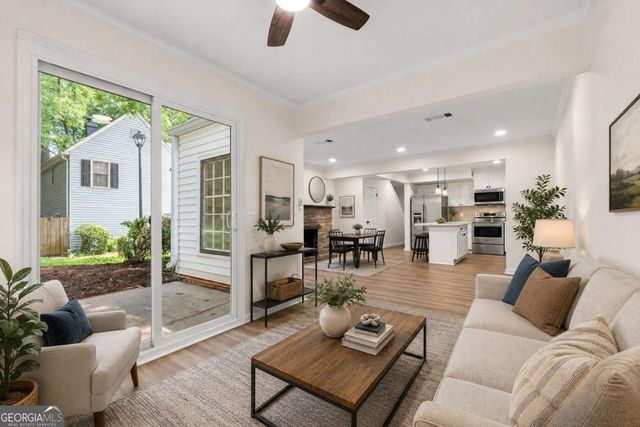 4147 N Gloucester Place, Atlanta, GA 30341