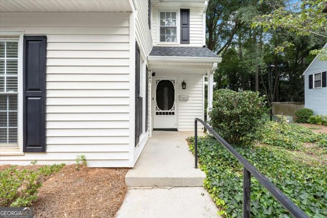 4147 N Gloucester Place, Atlanta, GA 30341