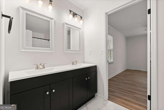 4147 N Gloucester Place, Atlanta, GA 30341