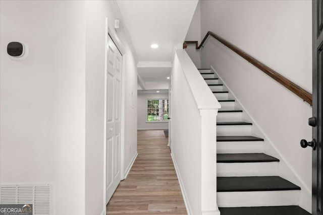 4147 N Gloucester Place, Atlanta, GA 30341