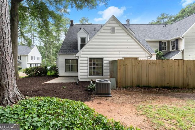 4147 N Gloucester Place, Atlanta, GA 30341