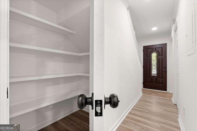 4147 N Gloucester Place, Atlanta, GA 30341