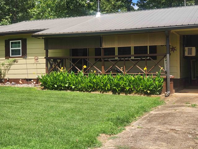 90 Wildwood Drive, Highland, AR 72542