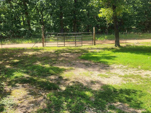 90 Wildwood Drive, Highland, AR 72542