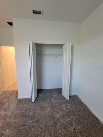 827 HITCH LOOP, St Cloud, FL 34772