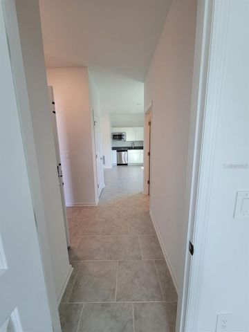 827 HITCH LOOP, St Cloud, FL 34772