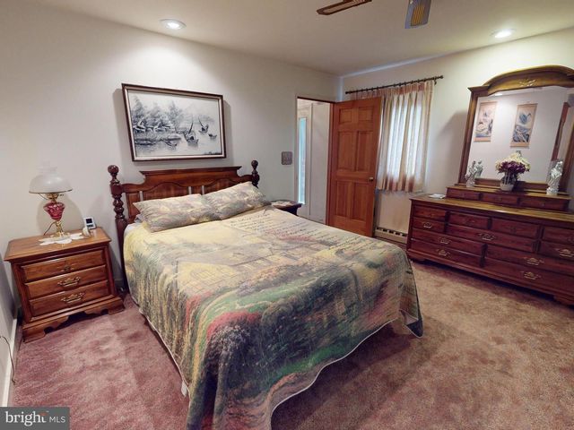 600 HOUTZ LN, Port Matilda, PA 16870