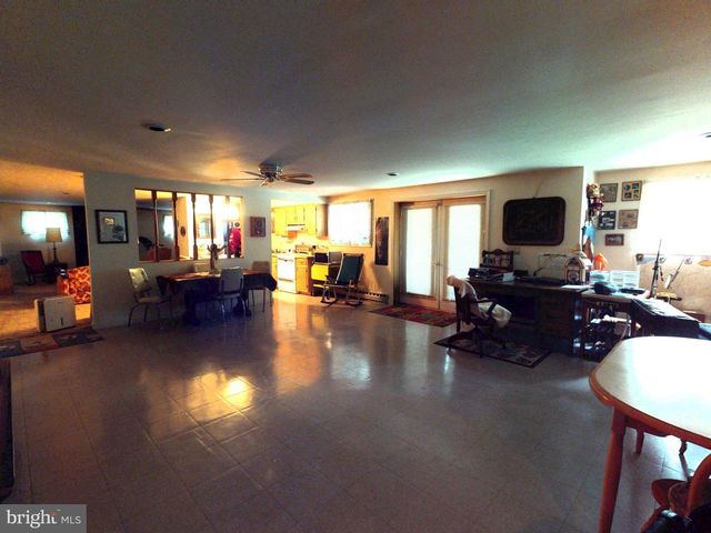 600 HOUTZ LN, Port Matilda, PA 16870