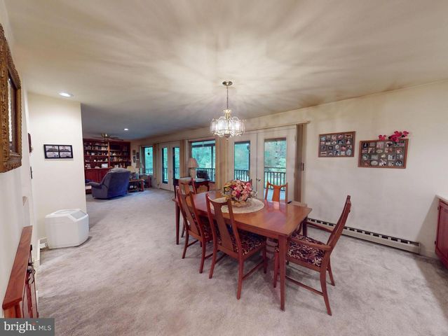 600 HOUTZ LN, Port Matilda, PA 16870