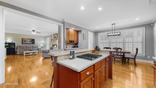 5309 Oak Glade Lane, Knoxville, TN 37918