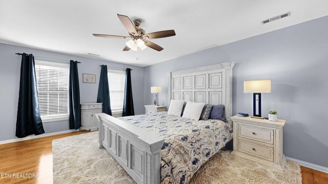 5309 Oak Glade Lane, Knoxville, TN 37918