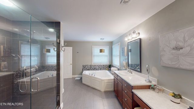 5309 Oak Glade Lane, Knoxville, TN 37918