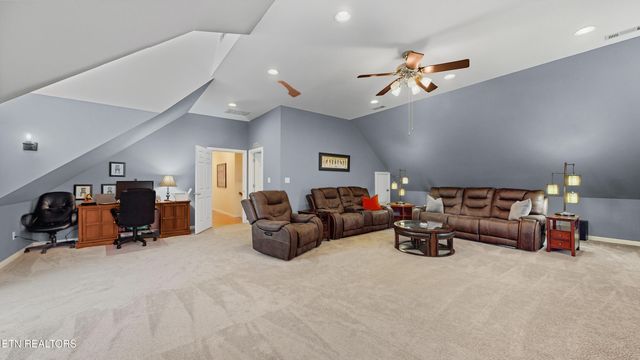 5309 Oak Glade Lane, Knoxville, TN 37918