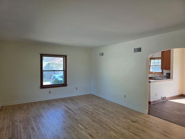 119 Hill COURT, Plymouth, WI 53073