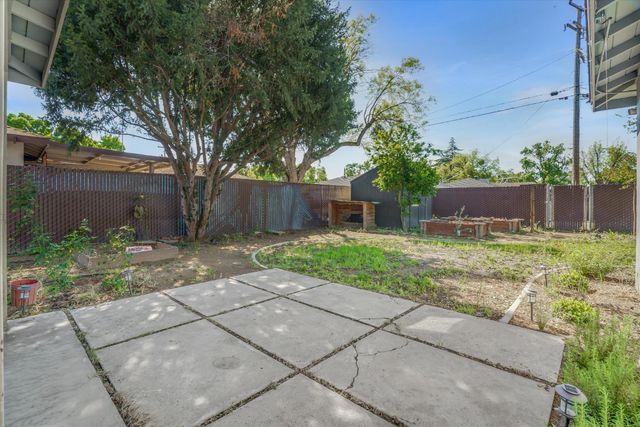 1406 Baywood Dr, Modesto, CA 95350