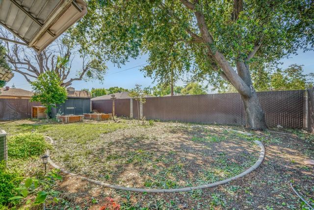 1406 Baywood Dr, Modesto, CA 95350