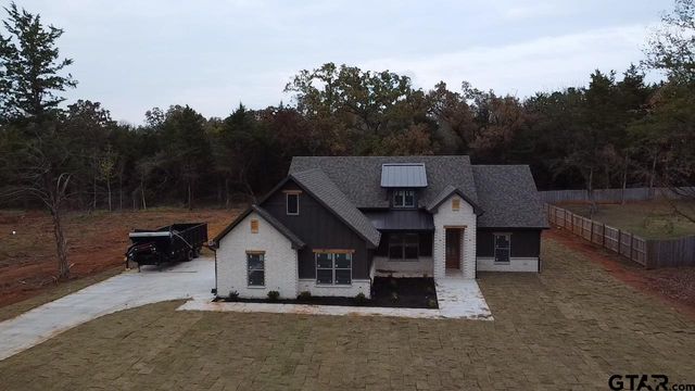 19446 Cedarpark Place, Lindale, TX 75771