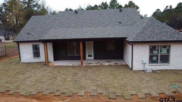 19446 Cedarpark Place, Lindale, TX 75771