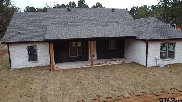 19446 Cedarpark Place, Lindale, TX 75771