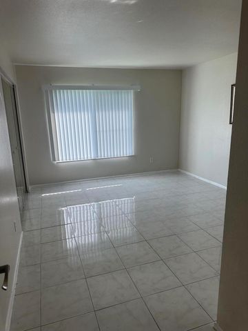 1592 SE Burning Court, Port St Lucie, FL 34952