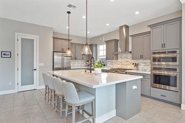 3073 Orange Grove Ter, Lincoln, CA 95648
