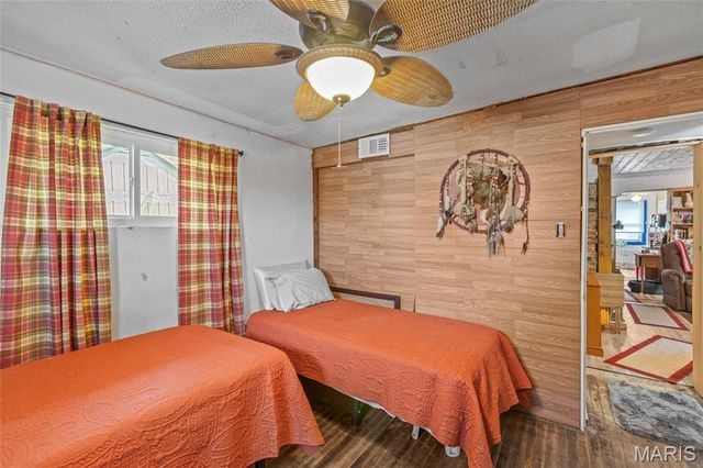 7640 Lake Drive, Cedar Hill, MO 63016