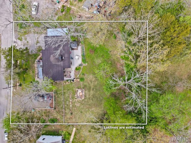 7640 Lake Drive, Cedar Hill, MO 63016