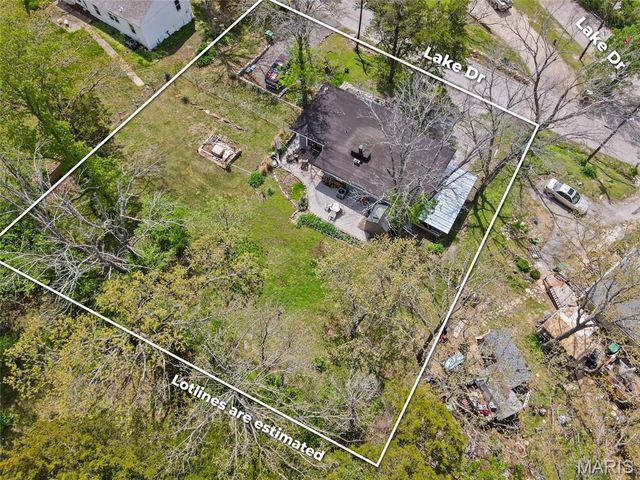 7640 Lake Drive, Cedar Hill, MO 63016
