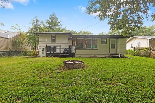 417 Melrose Street, Liberty, MO 64068
