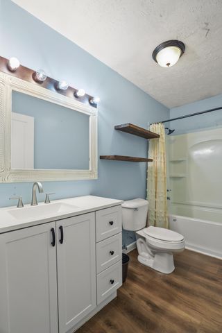 214 W Center Street, Corbin, KY 40701