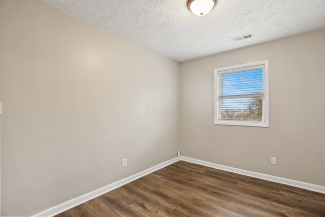 214 W Center Street, Corbin, KY 40701