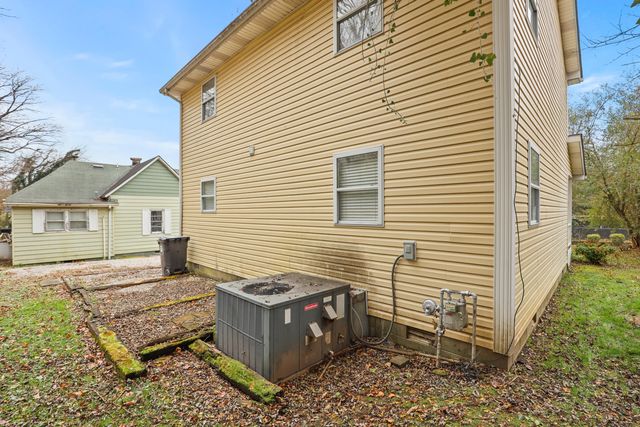 214 W Center Street, Corbin, KY 40701