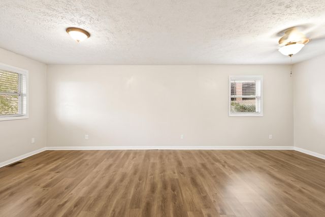 214 W Center Street, Corbin, KY 40701