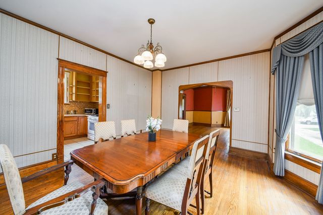 3502 Rosemear Avenue, Brookfield, IL 60513