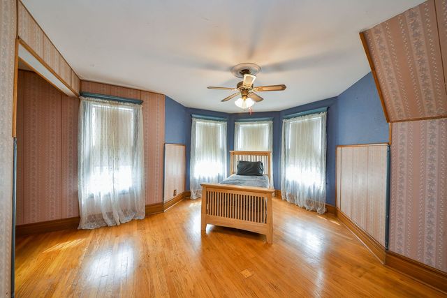 3502 Rosemear Avenue, Brookfield, IL 60513