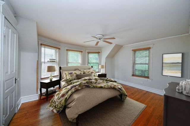 3502 Rosemear Avenue, Brookfield, IL 60513