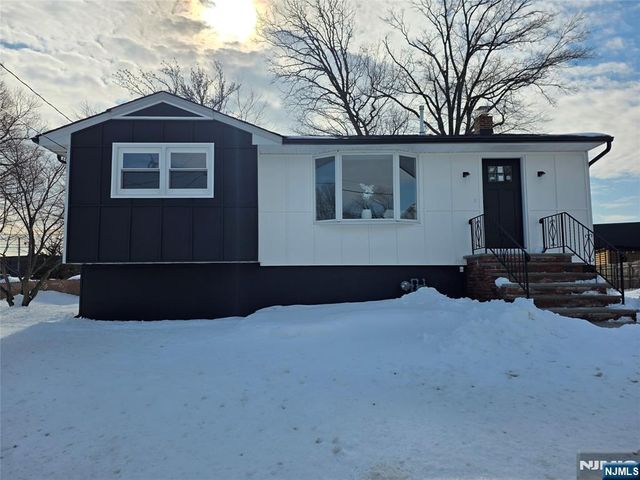 351 Woodcrest Place, Saddle Brook, NJ 07663