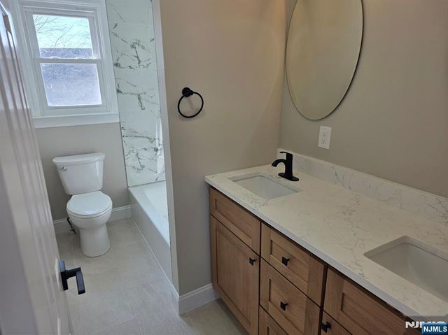 351 Woodcrest Place, Saddle Brook, NJ 07663