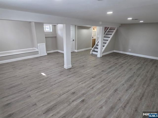 351 Woodcrest Place, Saddle Brook, NJ 07663