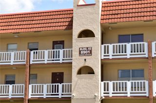 8901 Sunrise Lakes Boulevard 211, Sunrise, FL 33322