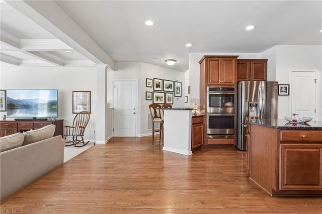 109 Ocracoke LN, Yorktown, VA 23693