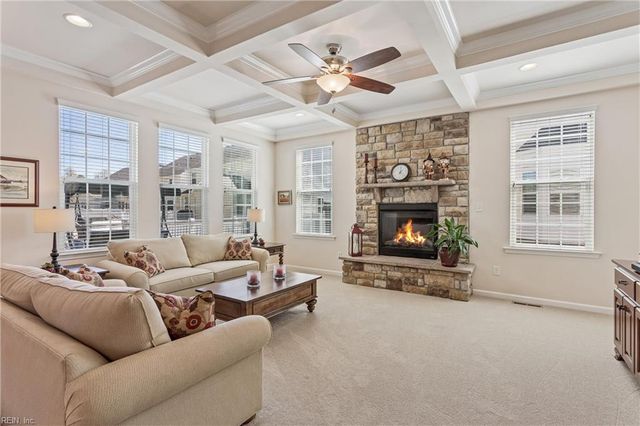 109 Ocracoke LN, Yorktown, VA 23693