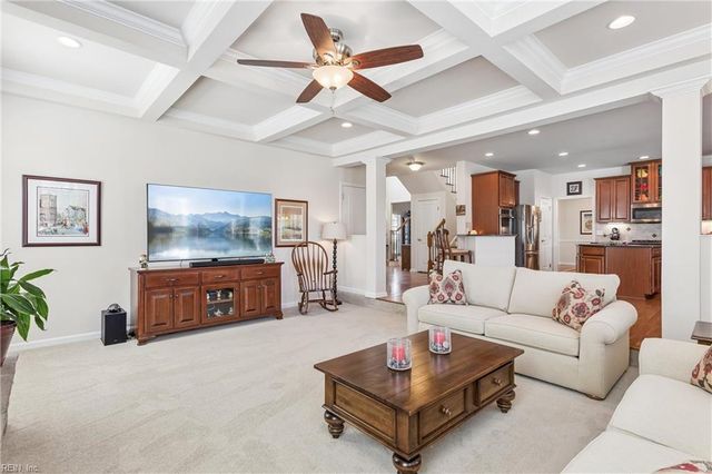 109 Ocracoke LN, Yorktown, VA 23693