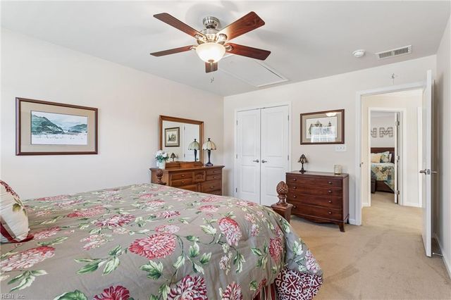 109 Ocracoke LN, Yorktown, VA 23693