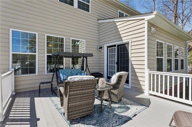 109 Ocracoke LN, Yorktown, VA 23693