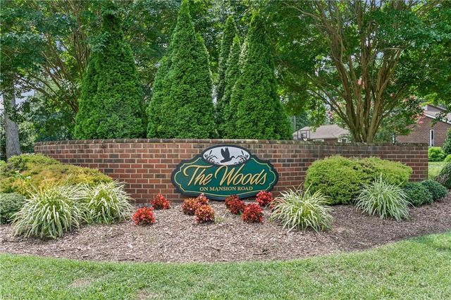 109 Ocracoke LN, Yorktown, VA 23693