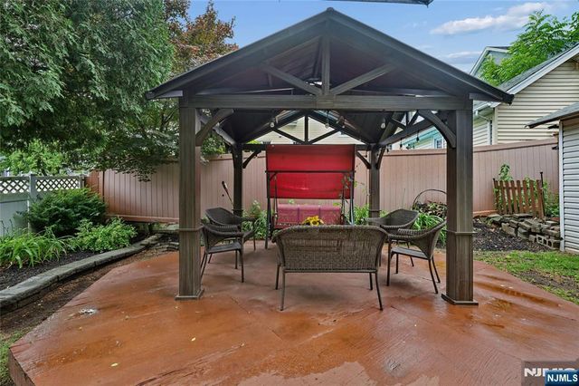 306 Passaic Avenue, Hasbrouck Heights, NJ 07604