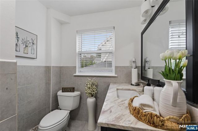 306 Passaic Avenue, Hasbrouck Heights, NJ 07604