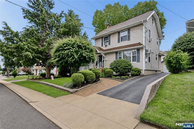 306 Passaic Avenue, Hasbrouck Heights, NJ 07604